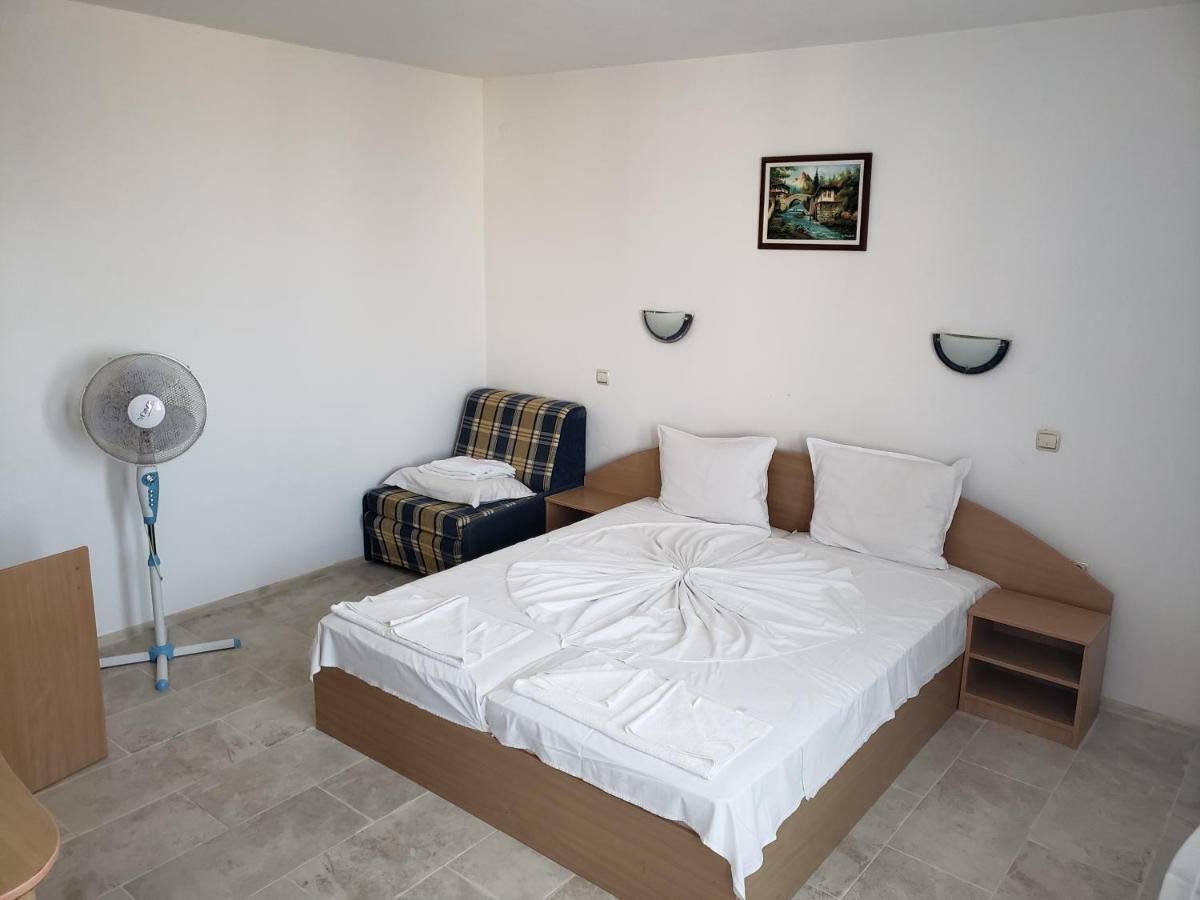 Guest House Evtimov 普里莫尔斯科 外观 照片